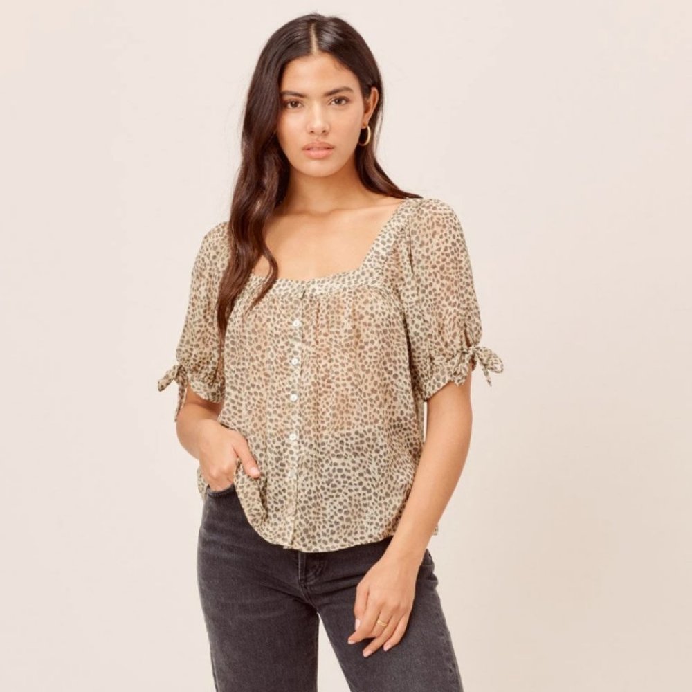 LoveStitch Animal Print top in Natural